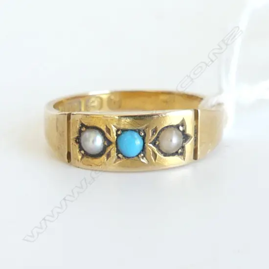 VICT. 15ct GOLD TURQUOISE & 2 SEED PEARL GYPSY type RING 2.78gms