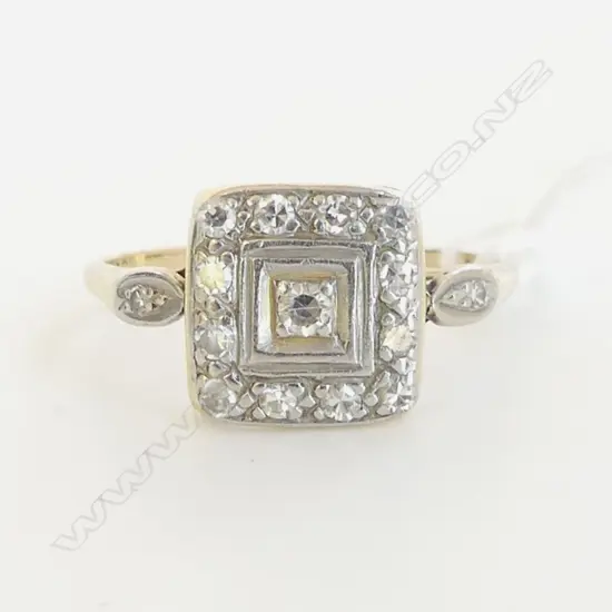 18ct GOLD & DIAMOND ART DECO CLUSTER RING square setting 2.82gms