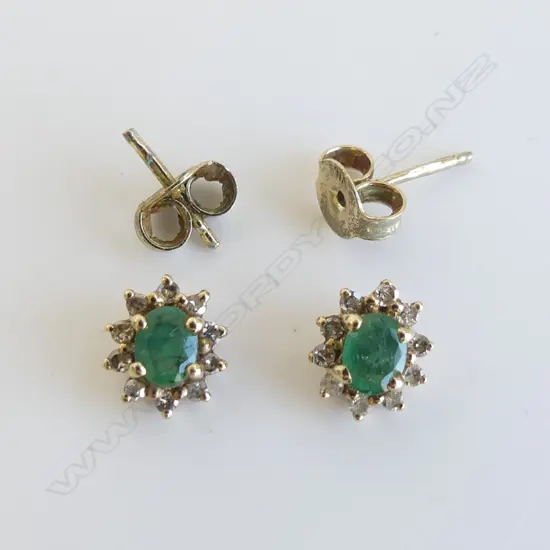 EMERALD AND DIAMOND EARRINGS (AF)