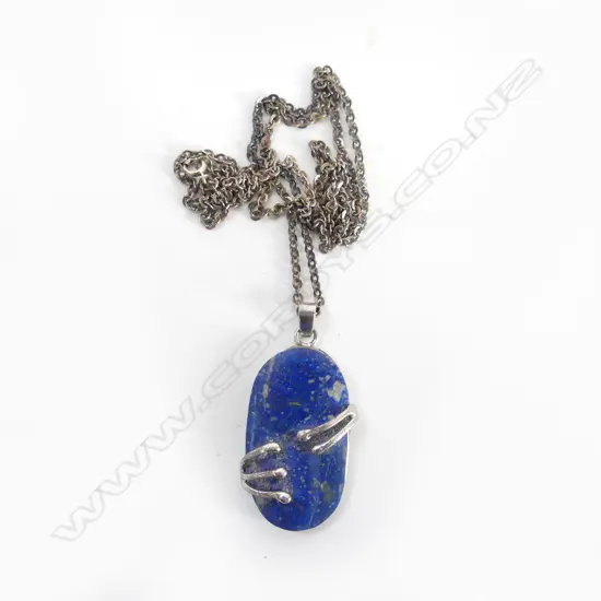 S/SILVER LAPIS LAZULI PENDANT ON CHAIN 