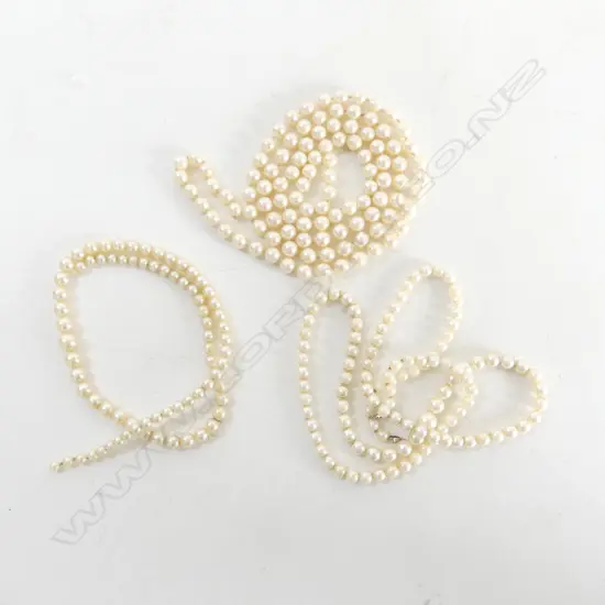 3 PART STRINGS OF CULTURED PEARLS