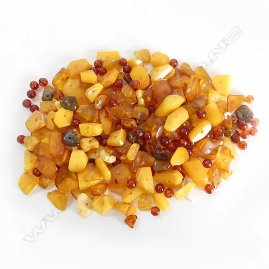BAG LOT OF AMBER BEADS