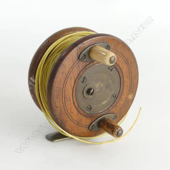 Alan Pye fishing collection: 3 1/8 X 1 5/8 WOOD & BRASS FLY REEL
