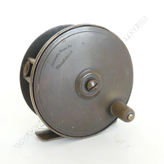 Alan Pye: 3" BRASS PLATE WIND REEL w travelling line guide. Orig. line. Named Hammond & Turner ChCh