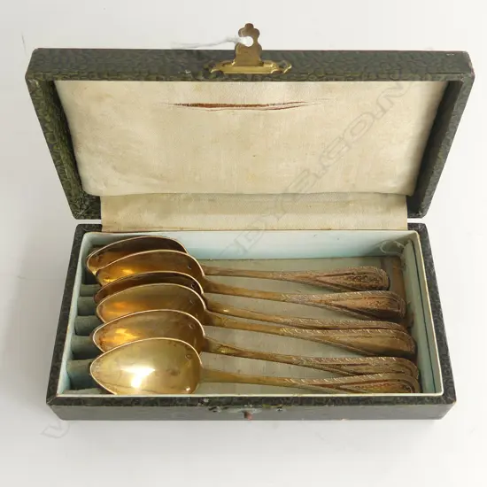(25097) SET OF 5 FRENCH SILVER TEASPOONS WITH ORIGINAL GILDING IN ORIGINAL BOX