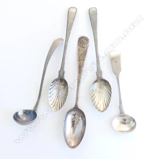5 18th/19thC SILVER SMALL SPOONS: 3 SHELL BOWLED TEA SPOONS (1 BOTTOM MARKED) + mini sauce ladle + salt spoon 63gms 