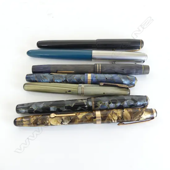 7 x VINTAGE FOUNTAIN PENS: Parker 51 + Watermans 512V + Conway Stewart 84 + Burnham 50 + 3x Onoto gold marbleized lever 