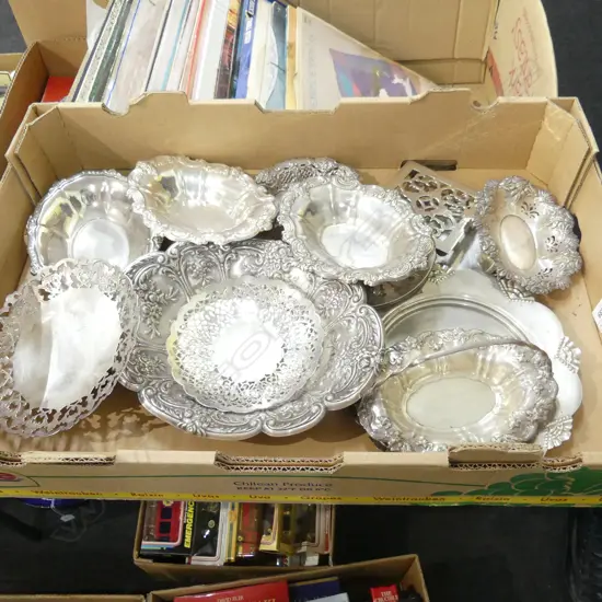THIRTEEN FANCY VINTAGE SILVER PLATED DISHES, BOWLS, AND TRIVETS