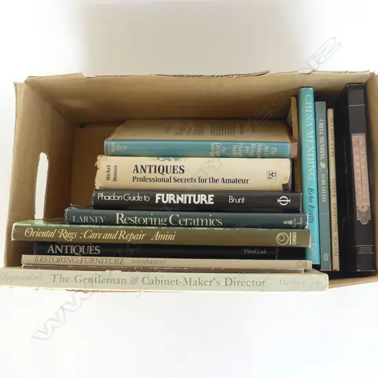 SMALL BOX ANTIQUE REFF BOOKS 
