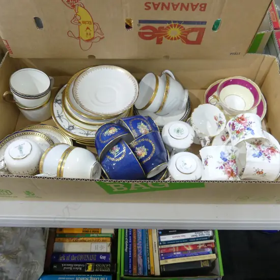 COLLECTION ENGLISH CHINA, 2 SETS & VARIOUS IN MAINLY WHITE/BLACK & GOLD