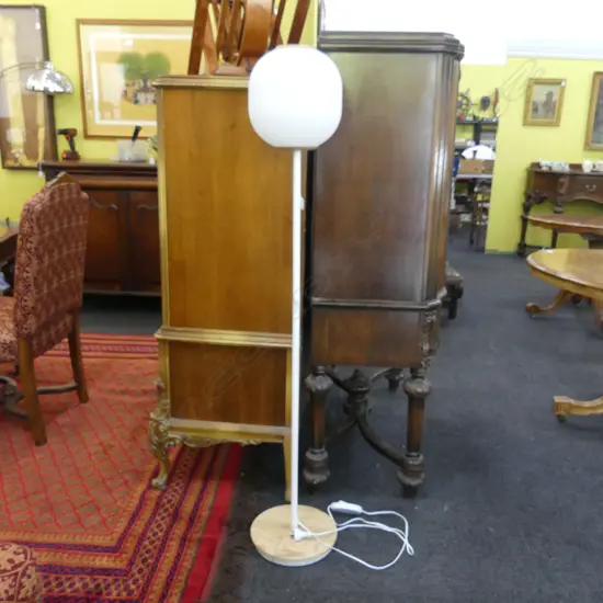 MODERN DESIGN STANDARD LAMP