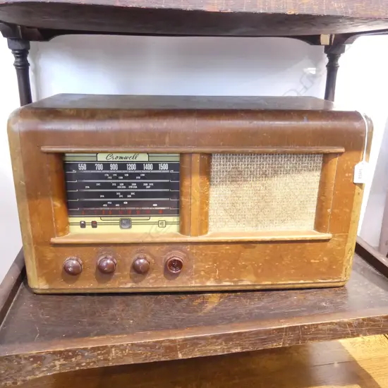 VINTAGE DECO CROMWELL WOODEN RADIO W585mm BORER