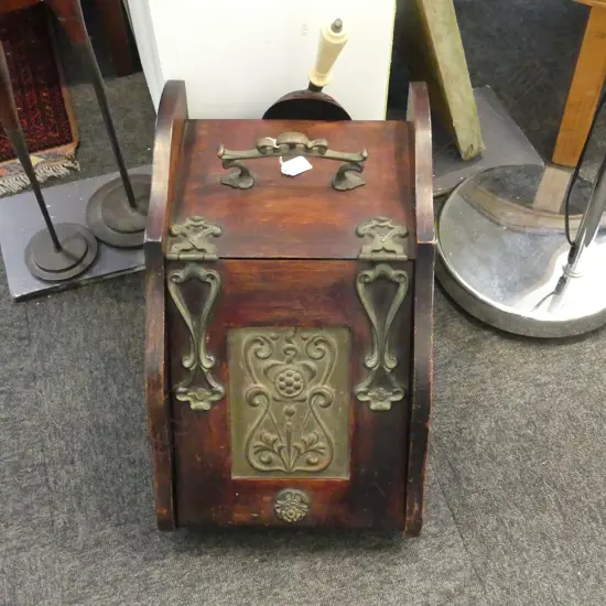 VICTORIAN COAL BOX