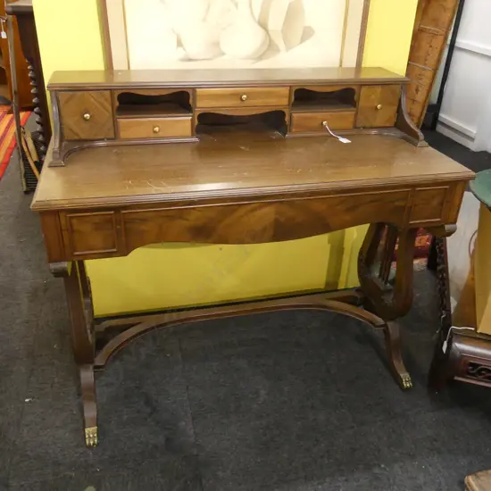 SINGLE DRAWER MAHOGANY DEAK WITH LYRE LEG SUPPORTS