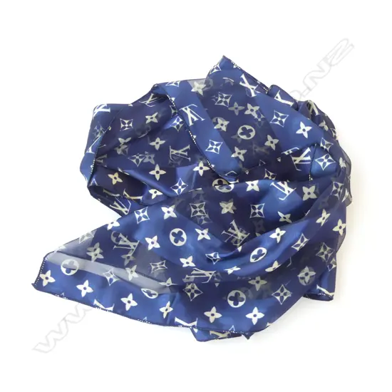 LV NAVY & CREAM LONG BLUE SCARF, COPY