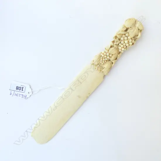 CARVED IVORY PAGE TURNER L.245mm LOSSES