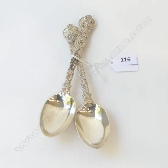 PR FANCY VICTORIAN SILVER BERRY SPOONS London 1853 by Francis Higgins II 137gms