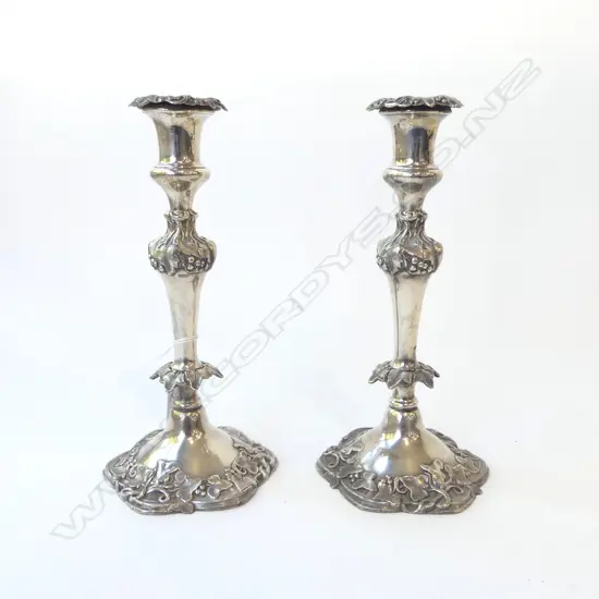 PR WEIGHTED SILVER PLATE CANDLESTICKS H.255mm