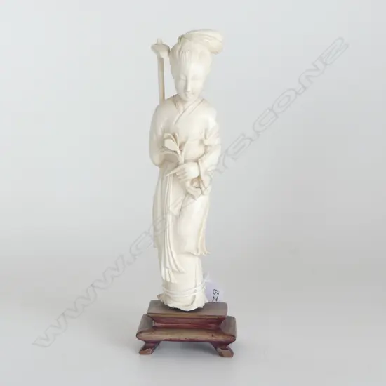 IVORY CARVED FIGURINE OF LADY WITH PICK H.175MM