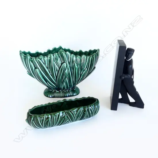 2 GREEN GLAZED SYLVAC VASES H.165mm (REPAIRED) + LEANING MAN BOOKEND; CHRIS COLLICOTT FOR KIKKERLANDH.200mm CHIPS