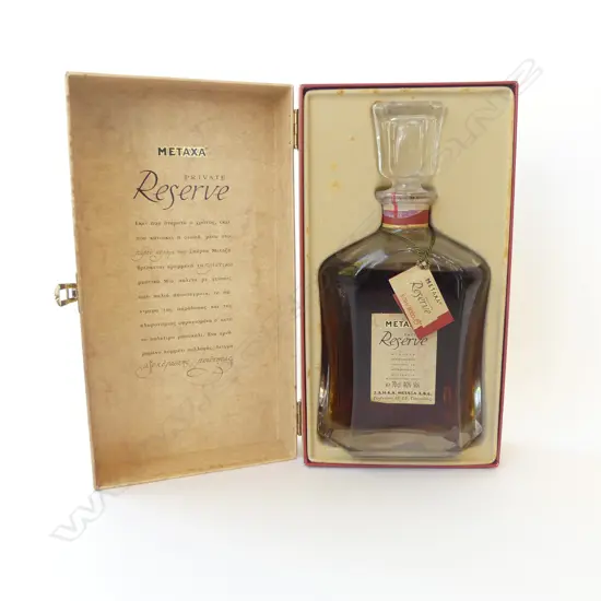 BOXED DECANTER FULL METAXA PRIVATE RESERVE H300MM