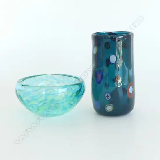 GARY NASH GLASS BEAKER H140MM & SIGNED DE FUDA  GREEN GLASS BOWL DIA120MM