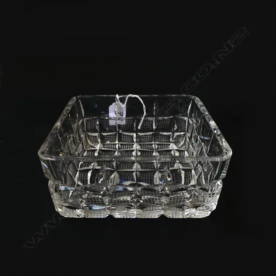 HEAVY VINTAGE CUT CRYSTAL SQUARE BOWL L.17CM H.75MM