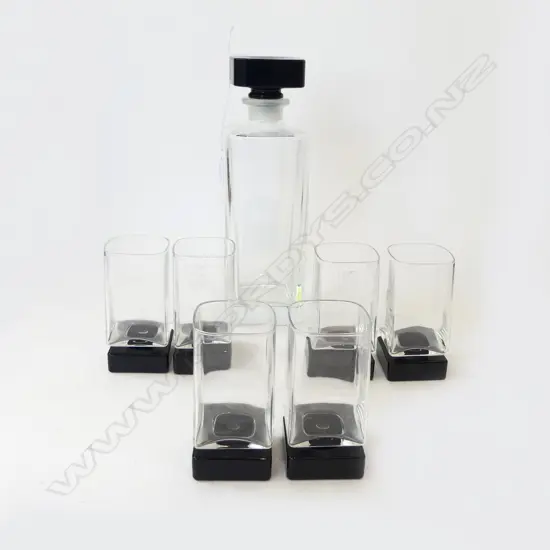 ITALIAN LUIGI BORMIOLI DECANTER H.255mm & 6 GLASSES