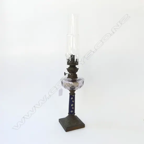 ANTIQUE OIL LAMP H550mm