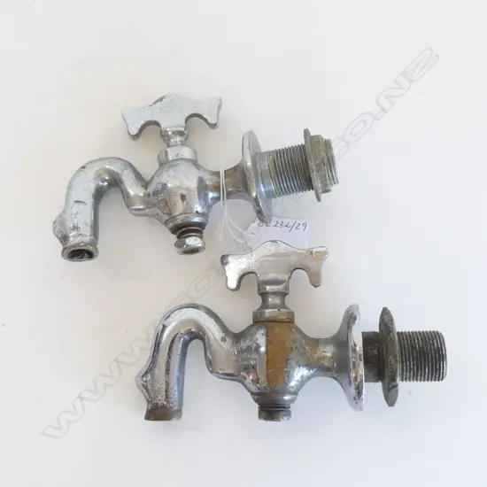 PAIR OF HEAVY BRASS ANTIQUE CASK ALE DISPENSING TAPS CHROME PLATED  L.15CM