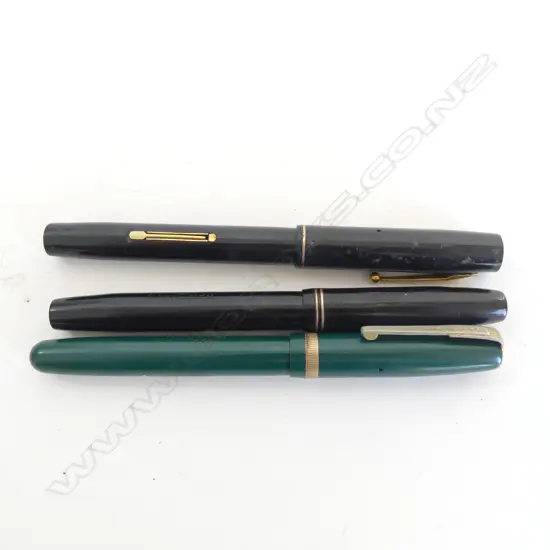 3x WATERMAN FOUNTAIN PENS: 1 x W3 + 2x 'IDEAL' 