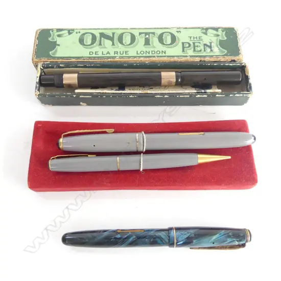 4 VINTAGE PENS: PR GREY PARKERS + 2 x ONOTO: The Pen in box + 'Junior' in blue pearl