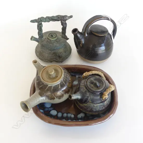 4 VINTAGE NZ POTTERY TEAPOTS & SML DISH, INCL 1 MARGARET SUMICH TEAPOT & 3 OTHERS (2 w faults)