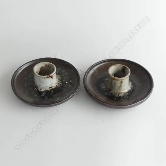 PAIR OF POTTERY CANDLEHOLDERS D.130MM