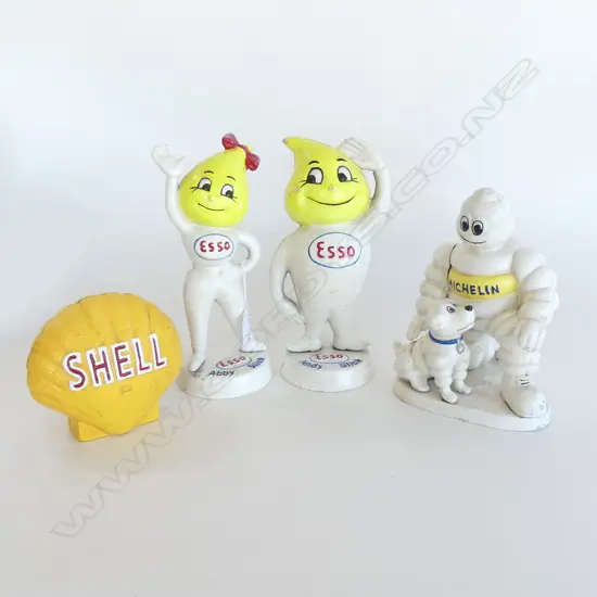 4 PAINTED CAST IRON PETROL ITEMS; ESSO ANDY & ABBY SLICK, MICHELIN MAN w. DOG, SHELL W.140mm