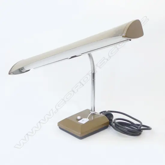 VINTAGE DESK LAMP, WORKING W.465mm