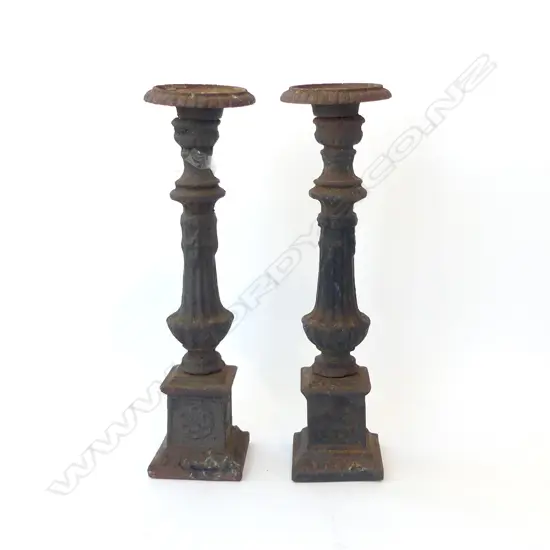 PR VINTAGE CAST IRON CANDLESTICKS H.450mm