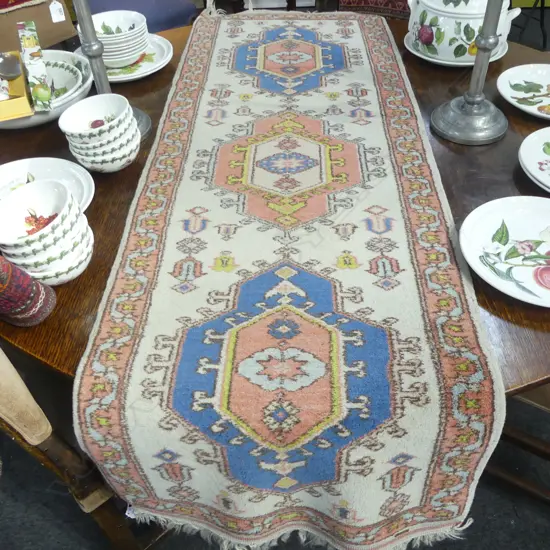 HAND KNOTTED TURKISH RUG