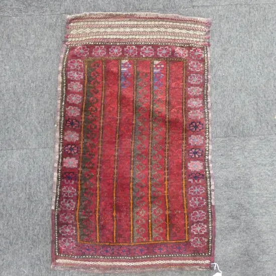 SMALL HANDKNOTTED TURKISH RUG
