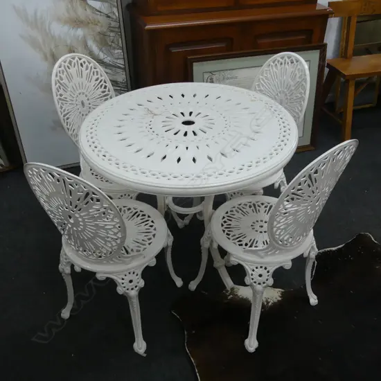 PATIO SET, UNDERWOOD NZ