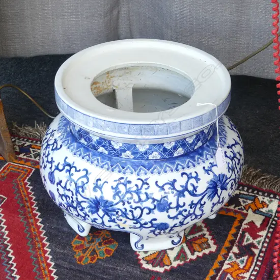 LG ORIENTAL B/W PLANT STAND H.270mm, 360mm dia