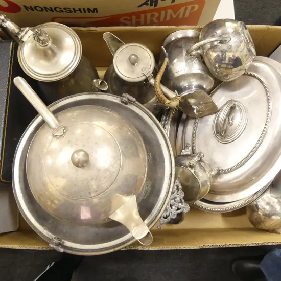 COLLECTION SILVER PLATE WARE, INCLD 2 SERVING DISHES, COFFEE & TEAPOT, & SET FISH KNIVES
