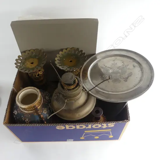 BOX LOT BRASS CANDLESTICKS PEWTER PLATES KERO LAMP & SATSUMA LIDDED VASE LID DAMAGED 