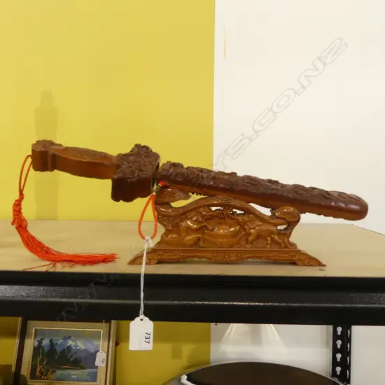 CARVED CHINESE SHORT SWORD L.400mm