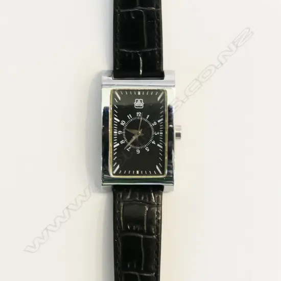 FRENCH DUFOUR WRIST WATCH RUNNING
