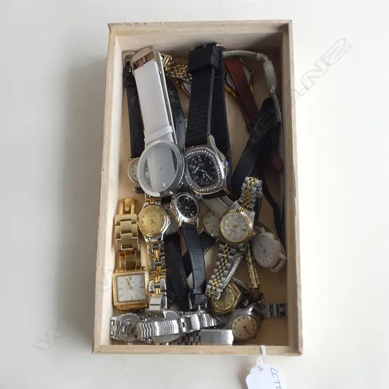 TRAY LADIES WRISTWATCHES (all as is)