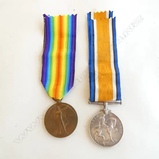 PAIR WWI SERVICE MEDALS: PTE.J.L. COLLISTER