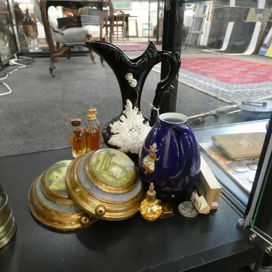 PR SWISS GILDED WALL HANGING MUSIC BOXES w. PRINTED SCENES, 'ALASKA GOLD' IN BOTTLE etc