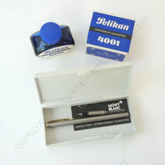 MONT BLANC FOUNTAIN PEN Incl, SPARE NIB, & TWO INC BOTTLES