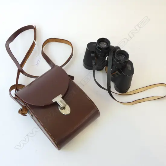PR CARL ZEISS JENA 8x30 BINOCULARS (1952-55) IN LEATHER CASE DDR